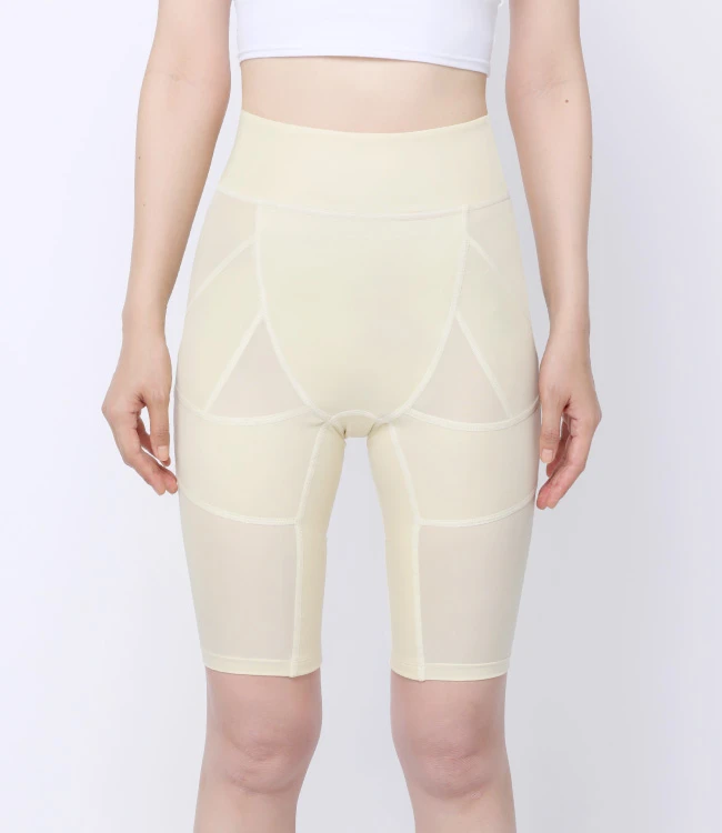 BEIGE ベージュ 正面