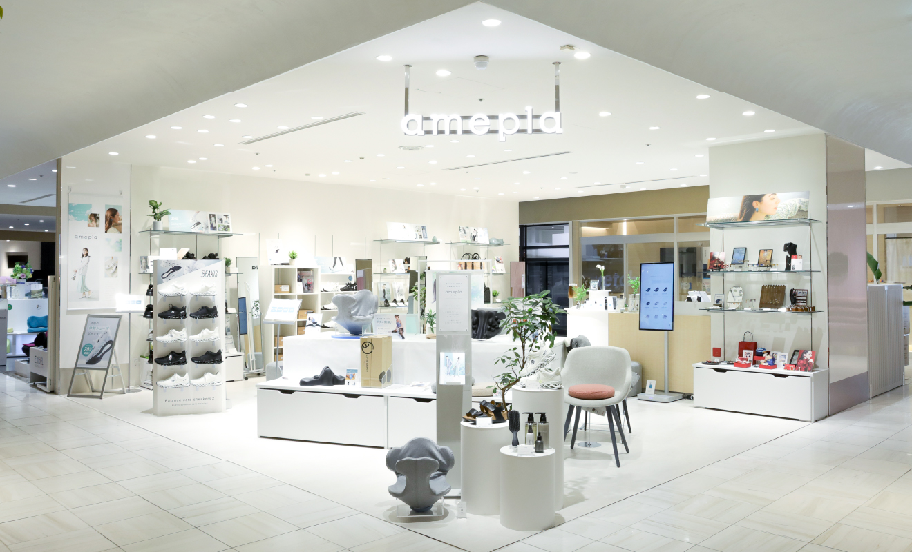 amepla SHOP in 有楽町 OIOI の店内