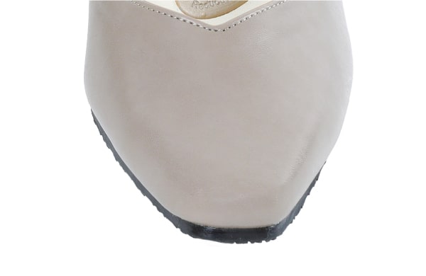 つま先部分のアップ