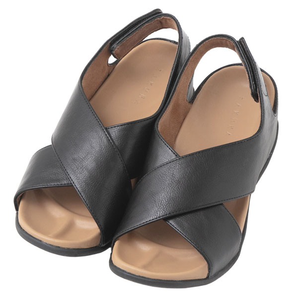 整体サンダルクロスタイプ／ブラック