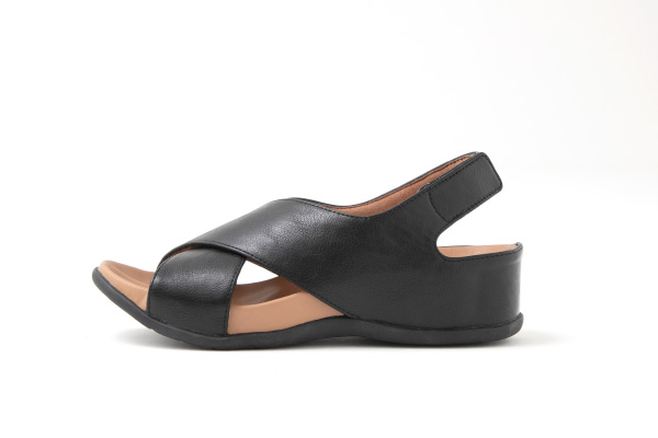 整体サンダル（クロスタイプ） 側面