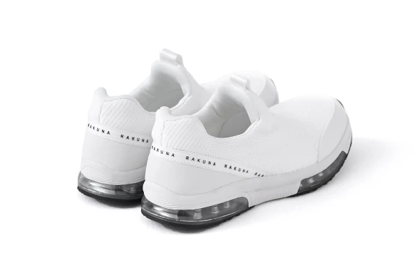 整体スニーカー（スリッポンタイプ） 斜め後ろ ホワイト