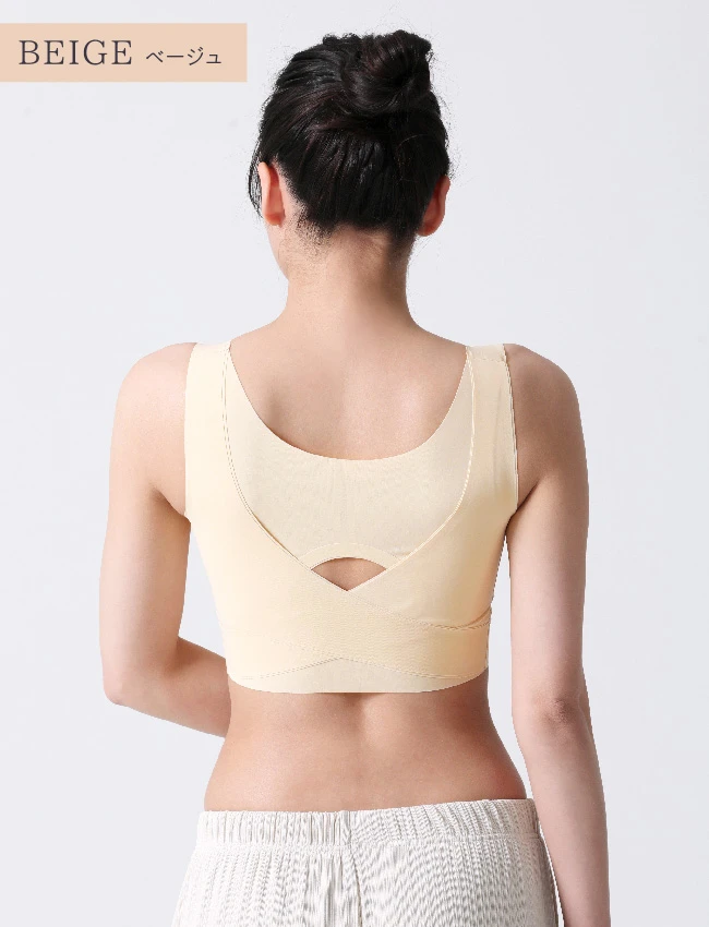 着用画像（ベージュ／BACK）